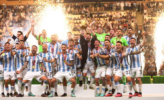 Em jogo épico, Argentina vence nos pênaltis e é campeã do mundo