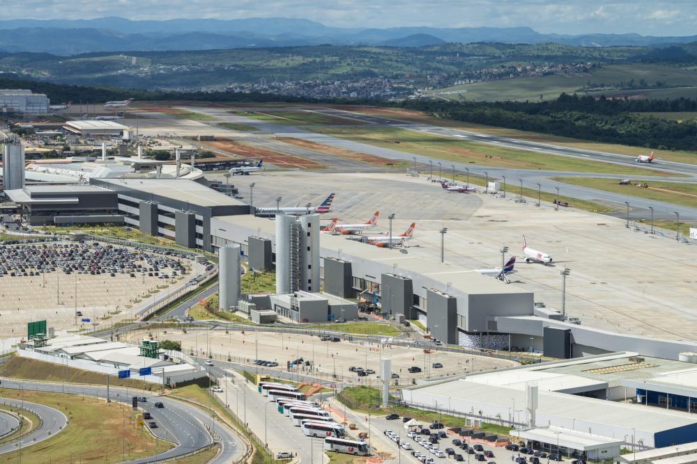 Aeroporto de Confins registra um cancelamento e atraso de três voos por causa da greve dos aeronautas