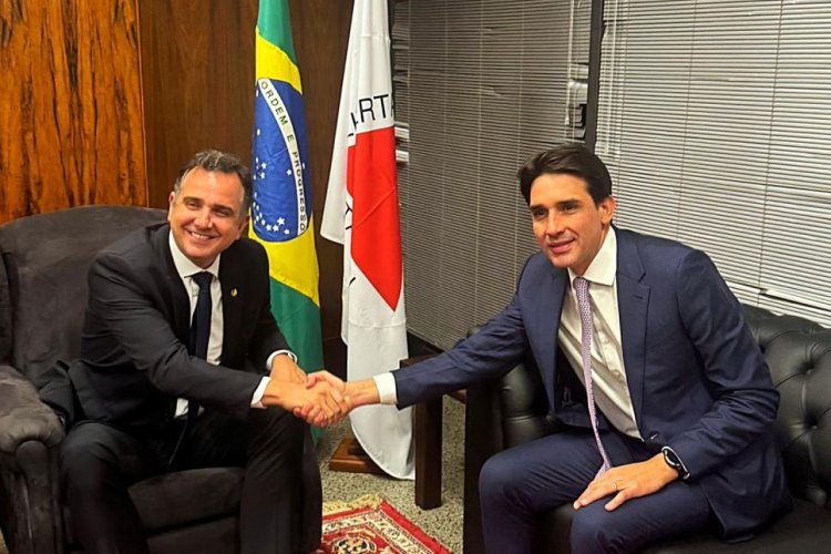Rodrigo Pacheco se reúne com ministro para viabilizar aeroportos em Minas Gerais