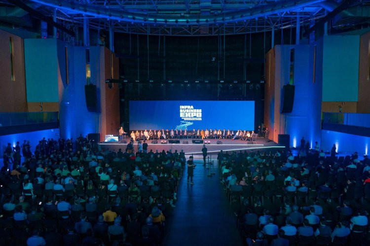 Primeiro dia da InfraBusiness Expo confirma protagonismo de Minas na infraestrutura nacional