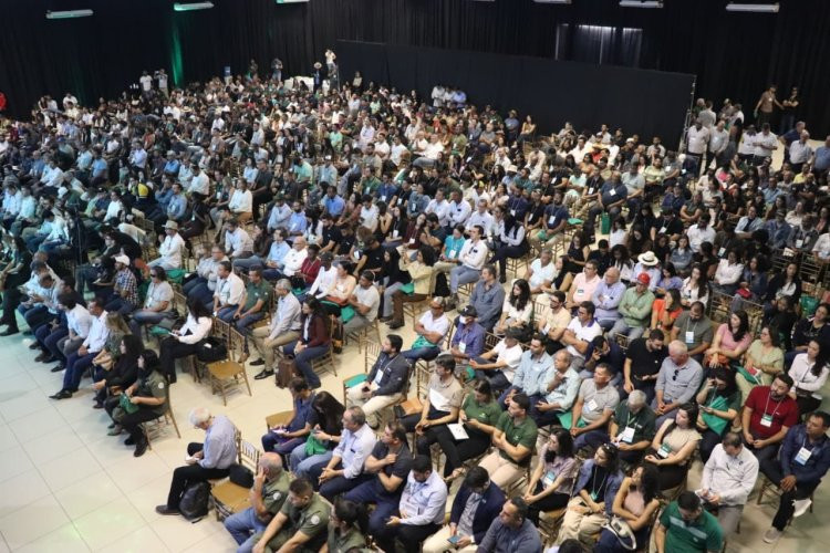 Seminário debate agricultura irrigada em MG