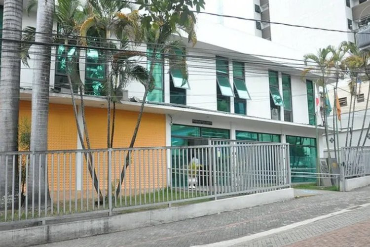 Bíblia nas escolas já é lei em Divinópolis