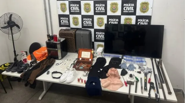 Ferramentas utilizadas nos crimes foram apreendidas pela Polícia Civil. - Divulgação/ PCMG