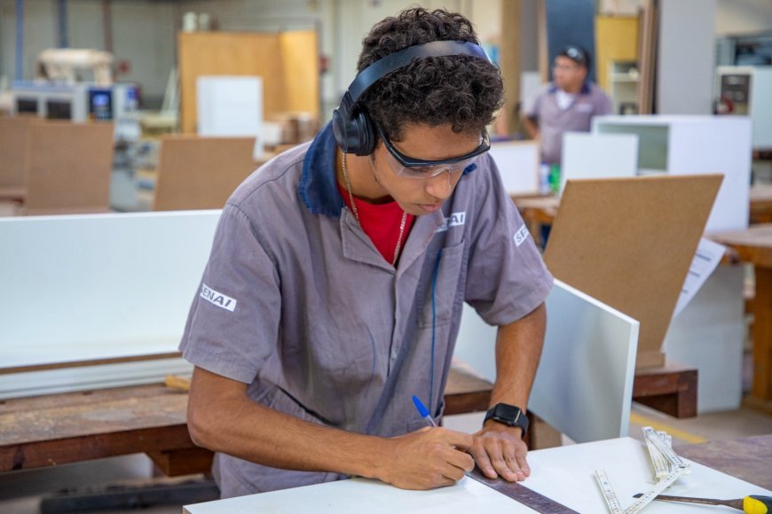 Mais de 90% de chance de emprego: o atrativo que está conquistando os jovens da Geração Z de MG