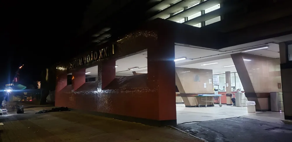 'Dois anjos', diz avó de menino de 2 anos que foi picado por escorpião e socorrido por policiais em MG