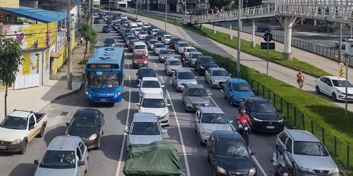 CRLV 2023 começa a ser exigido para veículos com finais de placa 7, 8 e 9 nesta quinta