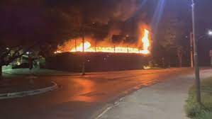 Academia Pratique pega fogo