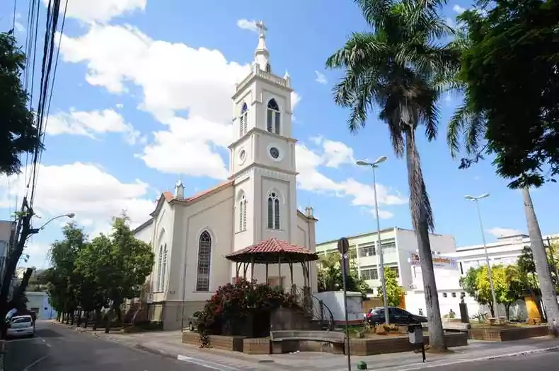 2024 terá poucos 'feriadões' prolongados. Aniversário de Pedro Leopoldo cai no sábado