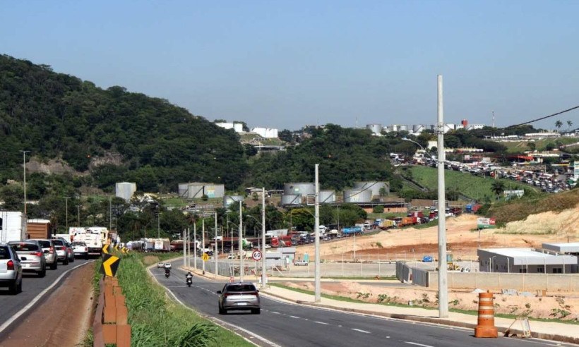  Ninguém se interessou pela Concessão da BR-381/MG