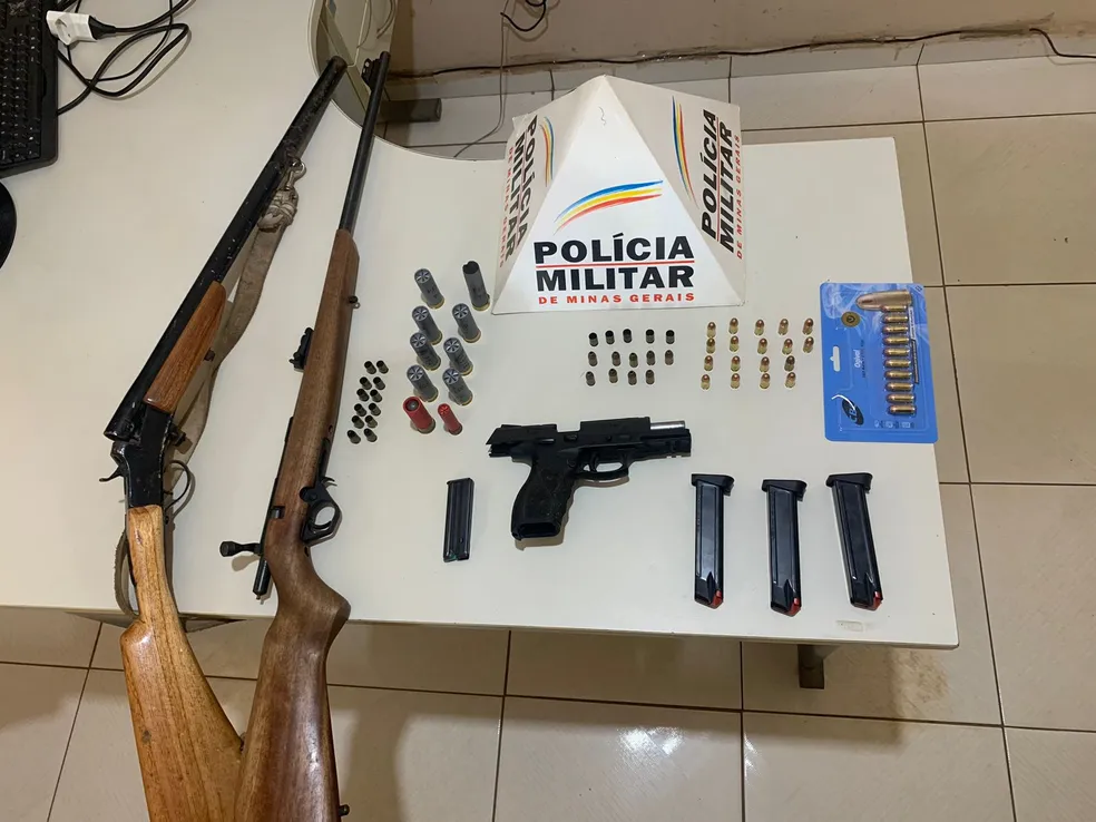 Armas e munições de vários calibres são apreendidas durante operação em Montezuma