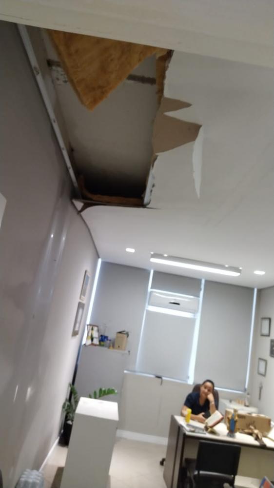 Desaba parte do teto da Câmara de Pedro Leopoldo