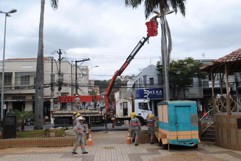  Nova iluminação na Praça da Matriz