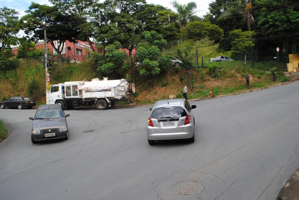 Pedestre não tem vez em Pedro Leopoldo